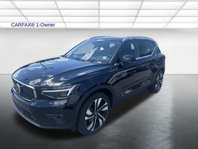 2024 Volvo XC40 B5 AWD Plus Bright Theme
