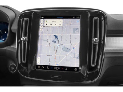 2024 Volvo XC40 B5 AWD Plus Dark Theme
