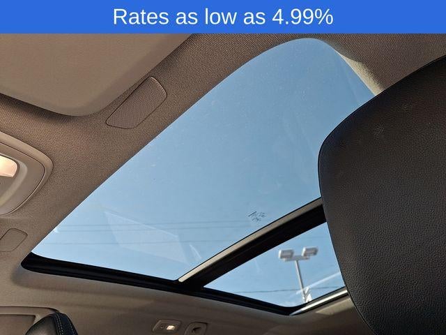 2023 Volvo XC40 B5 AWD Plus Bright Theme