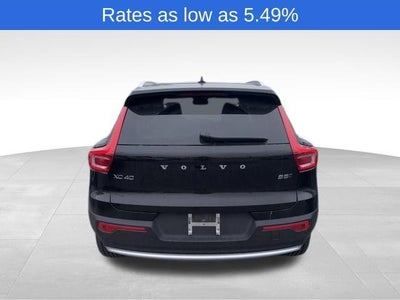 2023 Volvo XC40 B5 AWD Plus Bright Theme