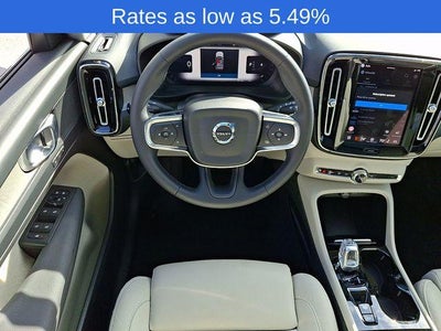 2023 Volvo XC40 B5 AWD Plus Bright Theme