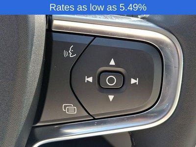 2023 Volvo XC40 B5 AWD Plus Bright Theme