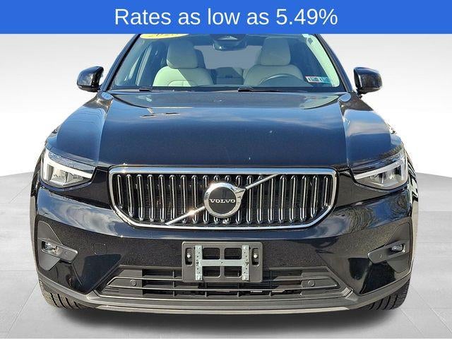 2023 Volvo XC40 B5 AWD Plus Bright Theme