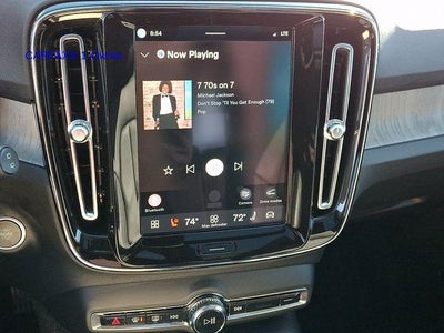2023 Volvo XC40 B5 AWD Plus Bright Theme