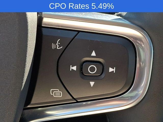 2023 Volvo XC40 B5 AWD Plus Bright Theme