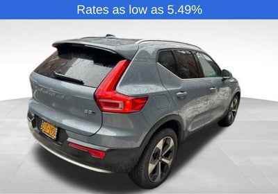 2023 Volvo XC40 B5 AWD Plus Bright Theme