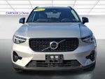 2023 Volvo XC40 B5 AWD Plus Dark Theme