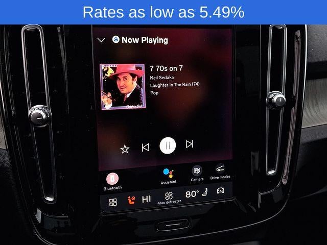 2023 Volvo XC40 B5 AWD Plus Dark Theme