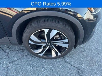 2023 Volvo XC40 B5 AWD Plus Dark Theme