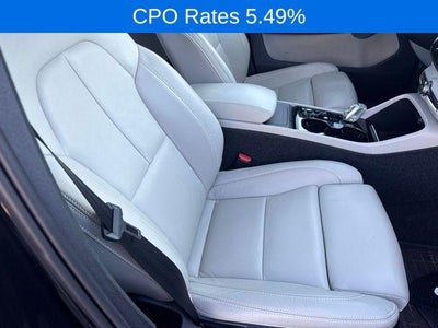 2023 Volvo XC40 B5 AWD Plus Dark Theme