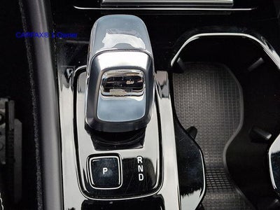 2023 Volvo XC40 B5 AWD Plus Dark Theme
