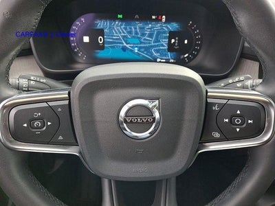 2023 Volvo XC40 B5 AWD Plus Dark Theme