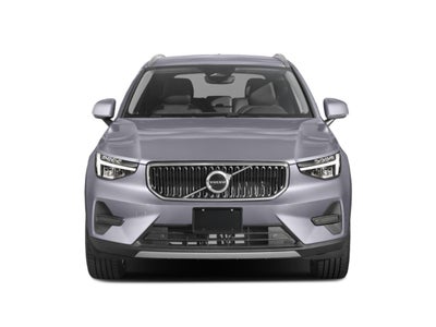 2023 Volvo XC40 B5 AWD Plus Dark Theme