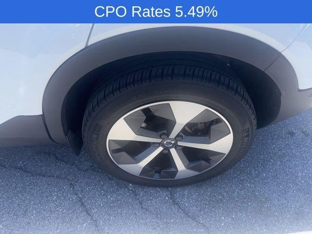 2023 Volvo XC40 B5 AWD Plus Dark Theme