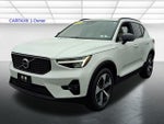 2023 Volvo XC40 B5 AWD Plus Dark Theme