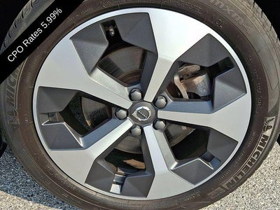 2023 Volvo XC40 B5 AWD Plus Dark Theme