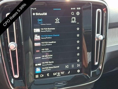 2023 Volvo XC40 B5 AWD Plus Dark Theme