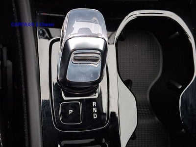 2023 Volvo XC40 B5 AWD Plus Dark Theme