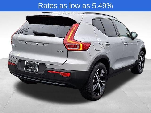 2023 Volvo XC40 B5 AWD Plus Dark Theme