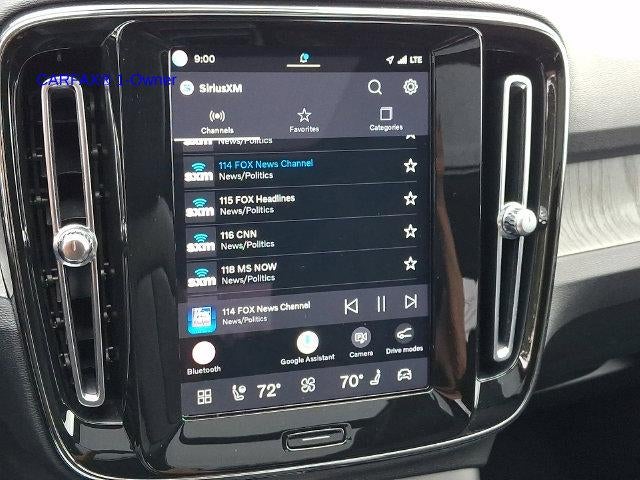 2023 Volvo XC40 B5 AWD Plus Dark Theme