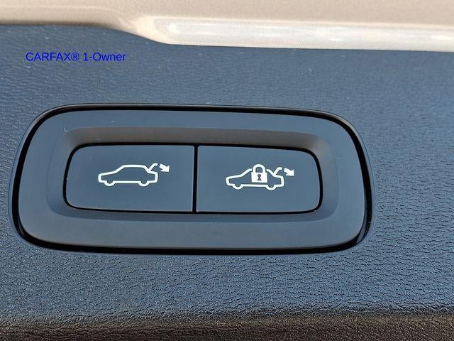 2025 Volvo V60 Cross Country B5 AWD Plus