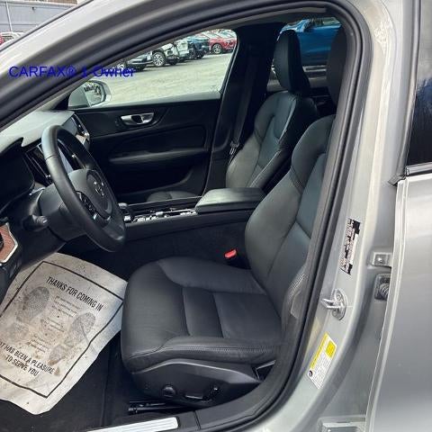 2025 Volvo V60 Cross Country B5 AWD Plus