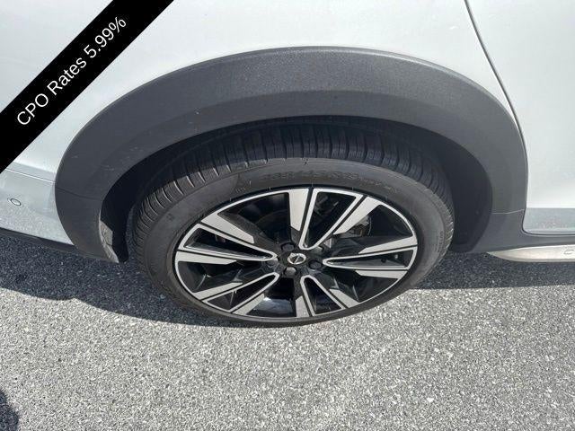 2025 Volvo V60 Cross Country B5 AWD Ultra