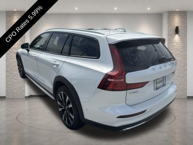 2025 Volvo V60 Cross Country B5 AWD Ultra