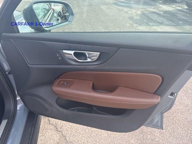 2024 Volvo V60 Cross Country B5 AWD Plus