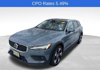 2024 Volvo V60 Cross Country B5 AWD Plus