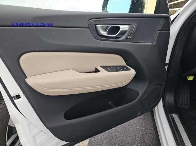 2026 Volvo XC60 B5 AWD Plus