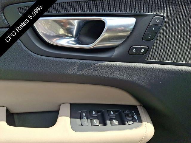 2026 Volvo XC60 B5 AWD Plus