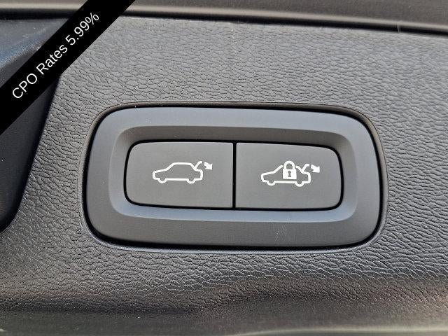 2026 Volvo XC60 B5 AWD Core