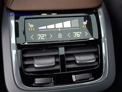 2025 Volvo XC60 B5 AWD Ultra