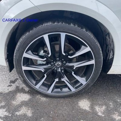 2025 Volvo XC60 B5 AWD Ultra