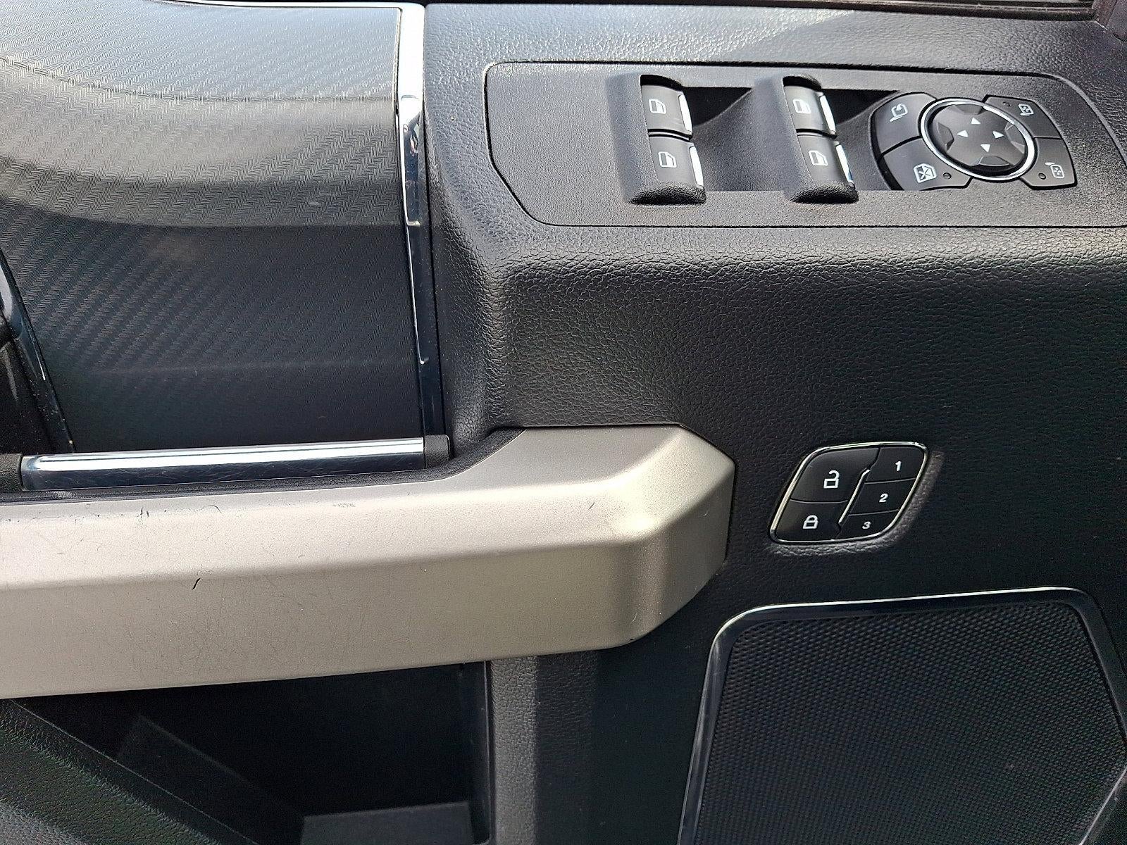 2019 Ford F-150 LARIAT 4WD SuperCrew 5.5' Box