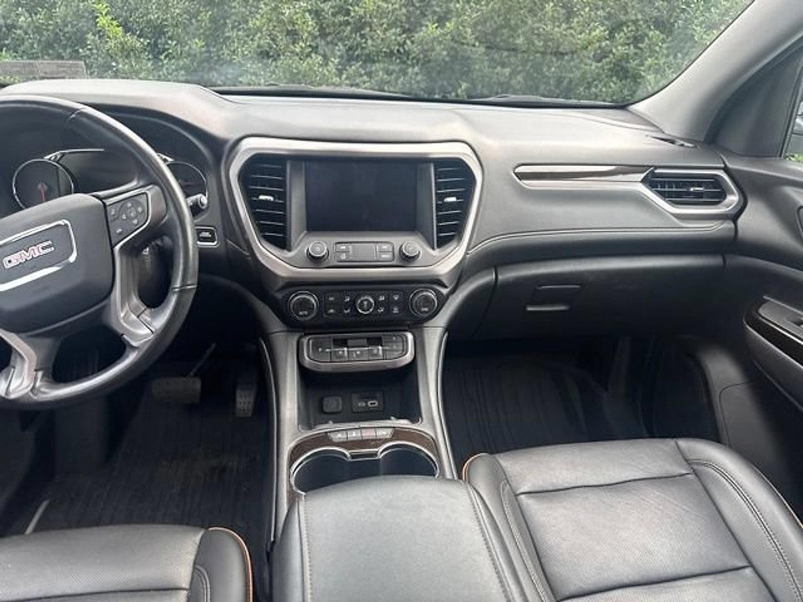 2022 GMC Acadia AWD AT4