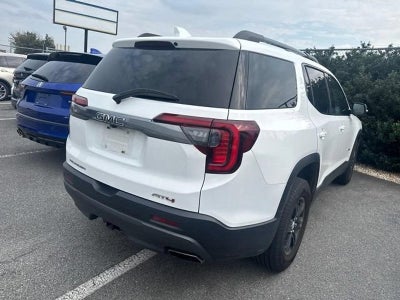 2022 GMC Acadia AWD AT4