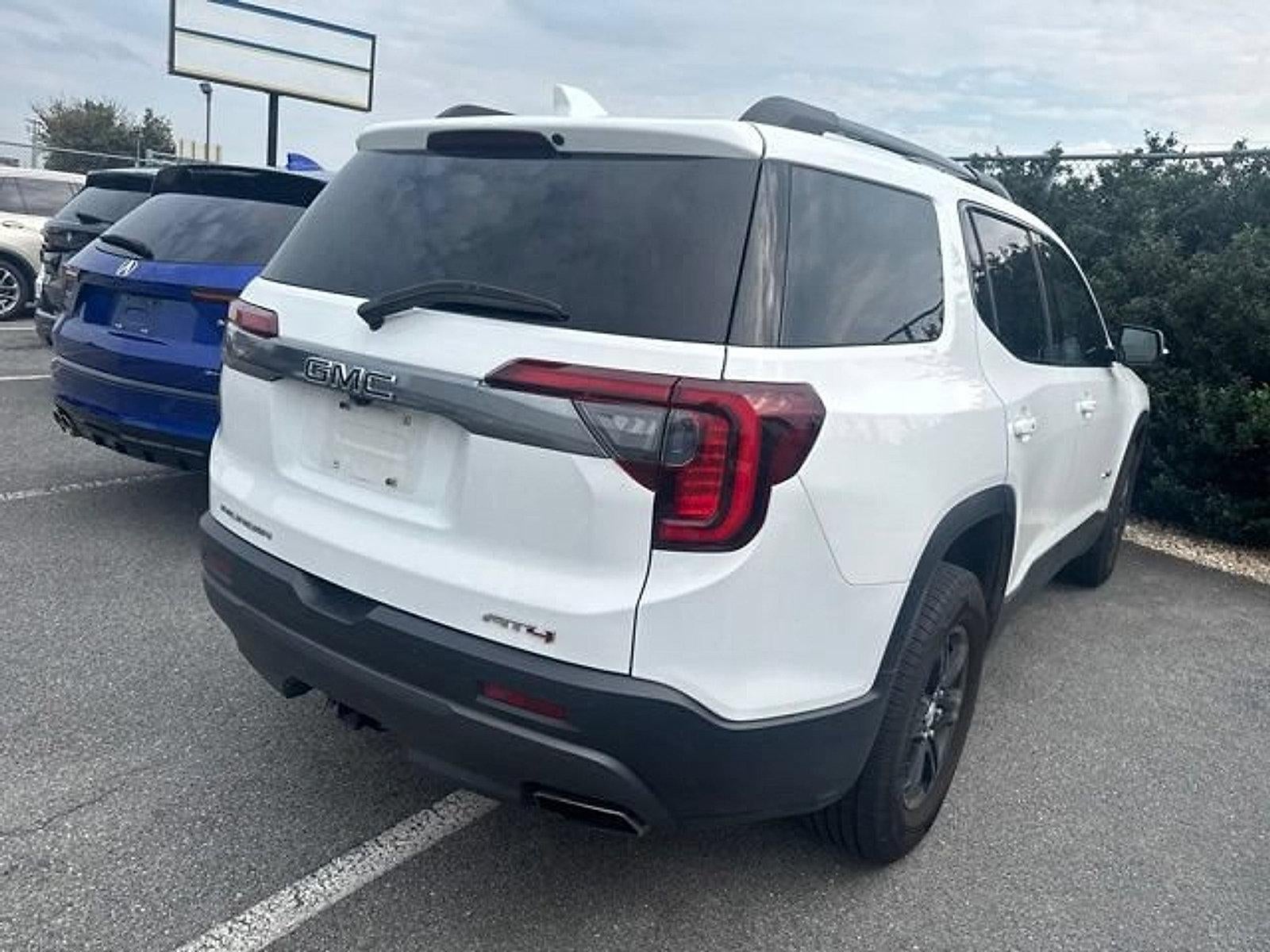 2022 GMC Acadia AWD AT4
