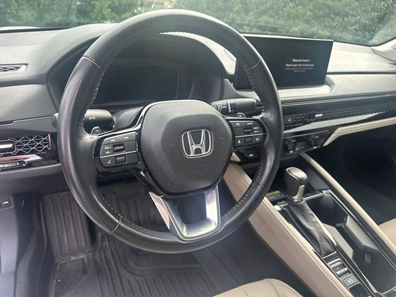 2023 Honda Accord Hybrid Touring Sedan w/o BSI