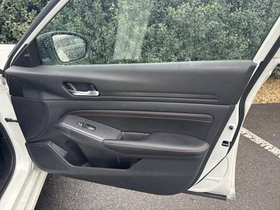 2022 Nissan Altima 2.5 SR AWD Sedan