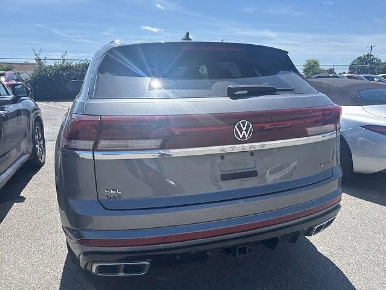 2024 Volkswagen Atlas Cross Sport 2.0T SEL Premium R-Line 4MOTION