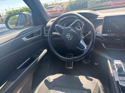2024 Volkswagen Atlas Cross Sport 2.0T SEL Premium R-Line 4MOTION