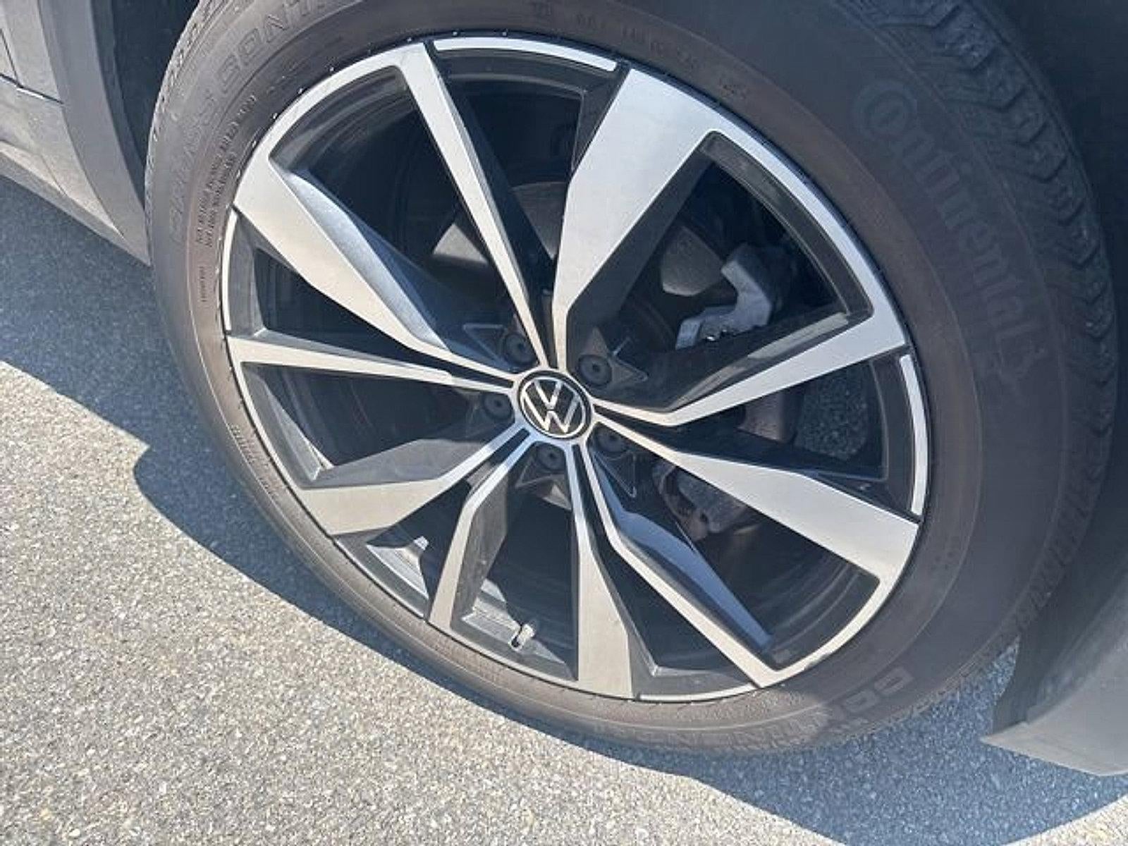 2024 Volkswagen Atlas Cross Sport 2.0T SEL Premium R-Line 4MOTION