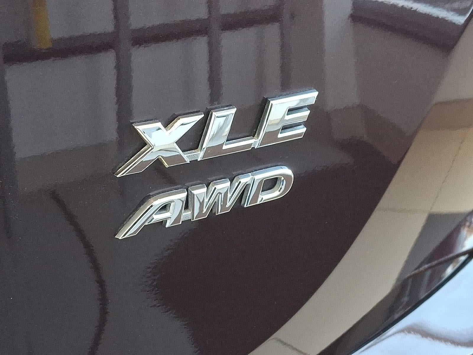 2018 Toyota RAV4 XLE AWD (Natl)