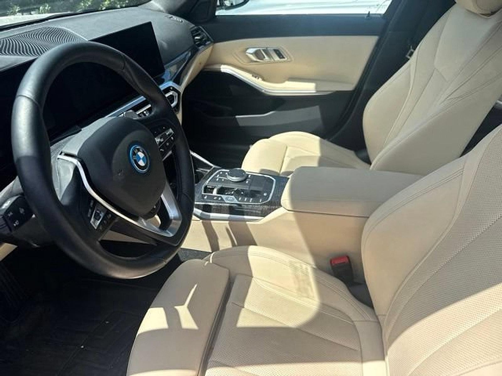 2023 BMW 330e xDrive Plug-In Hybrid