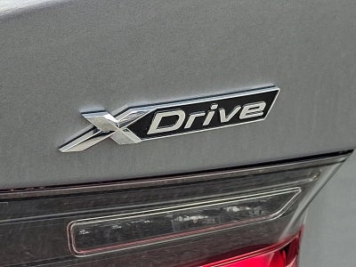 2025 BMW 330i xDrive Sedan