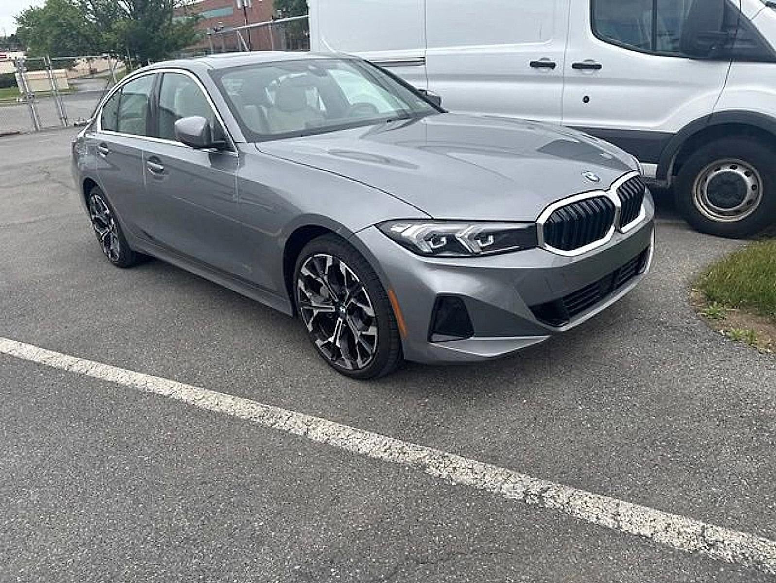 2025 BMW 330i xDrive Sedan