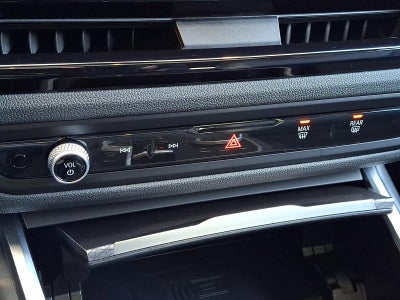 2025 BMW 330i xDrive Sedan