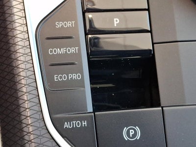 2025 BMW 330i xDrive Sedan